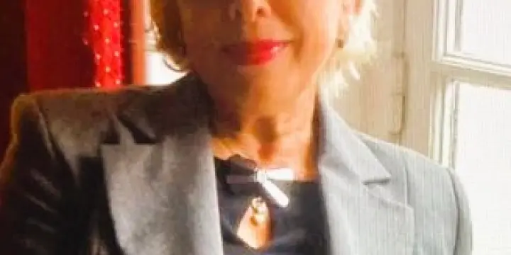 belle dame élégante cherche ami amant Friends
