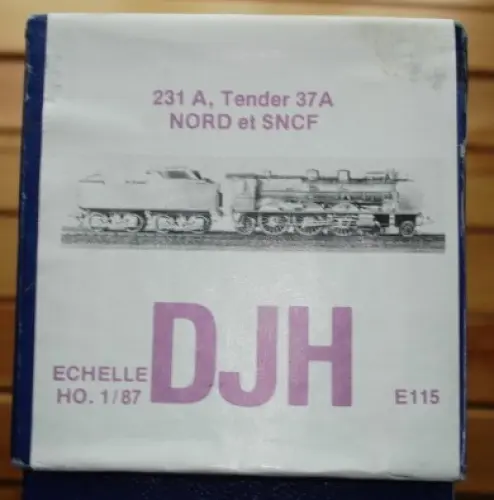 Boite vide DJH 231A vapeur tender "SNCF" à Genève