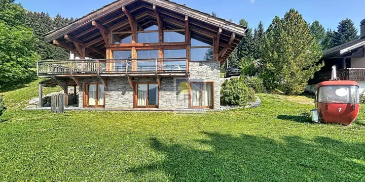 Chalet d'Exception - Luxe, Élégance et Panorama au coeur des Alpes