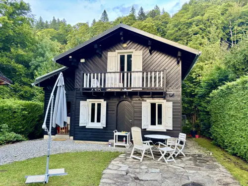 Chalet à vendre Les Carroz d’Araches - Proche centre et calme (1h Genève) à les carroz d'araches