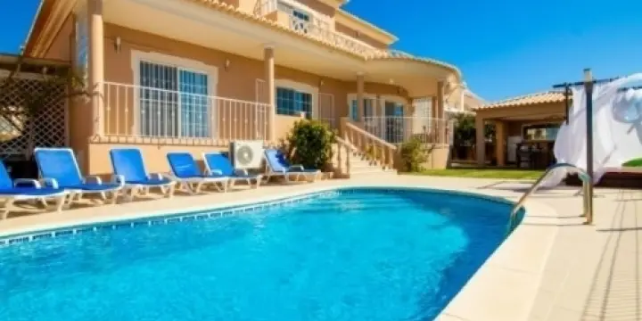 Villa 4 chambres Albufeira Ref J8527