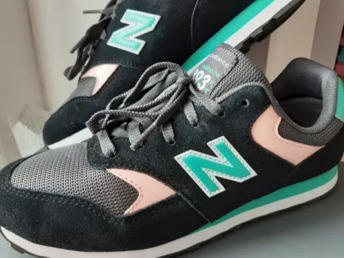 New Balance 393, size 38, black, pink and green à Genève