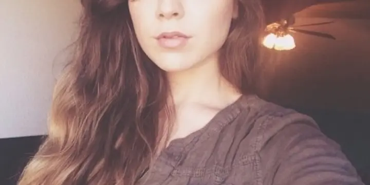 Je suis une fille de 27 ans