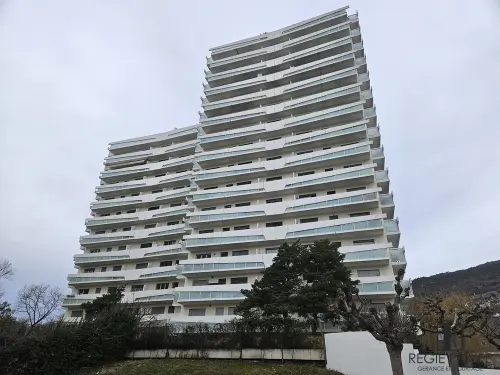 Appartement de 2.5 pièces au 3ème étage à Sierre