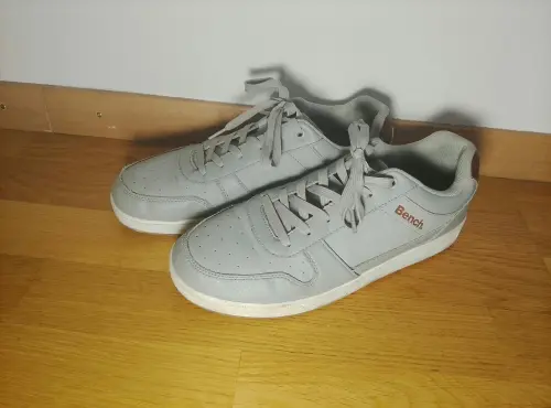 Baskets Bench Grises