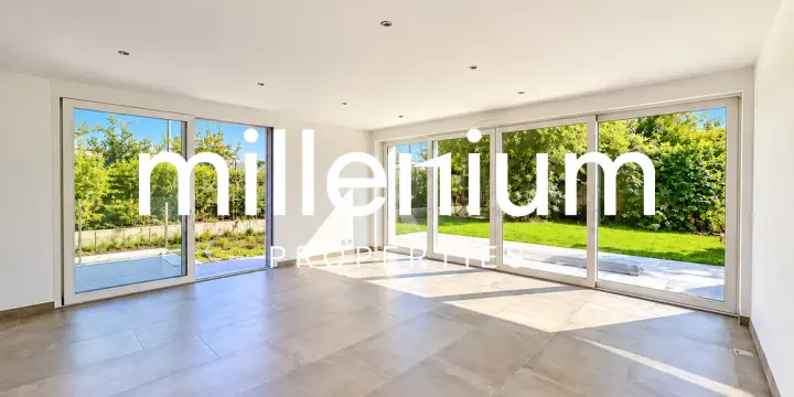 Maison familiale avec studio indépendant à Thônex