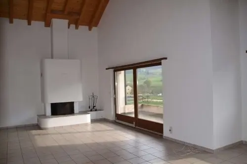 Appartement Attique à Moutier à Moutier