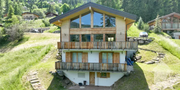 Magnifique chalet de standing au coeur de la Tzoumaz