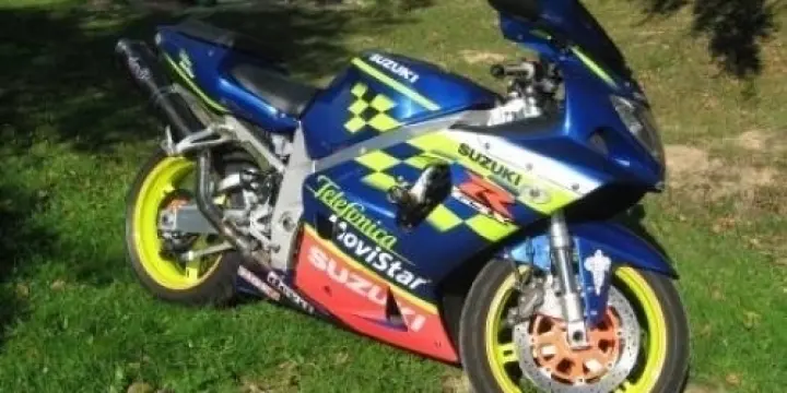 Moto Suzuki 750 gsxr