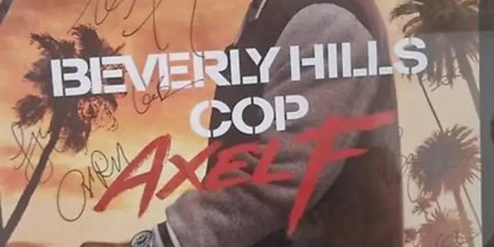 Beverly Hills Cop: Axel F Affiche dédicacée par  Eddie Murphy