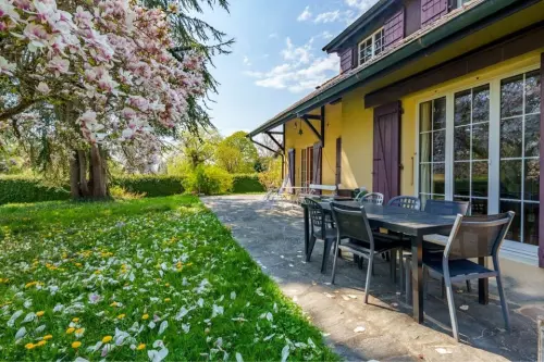 À louer 3,5 pièces avec jardin à Versoix