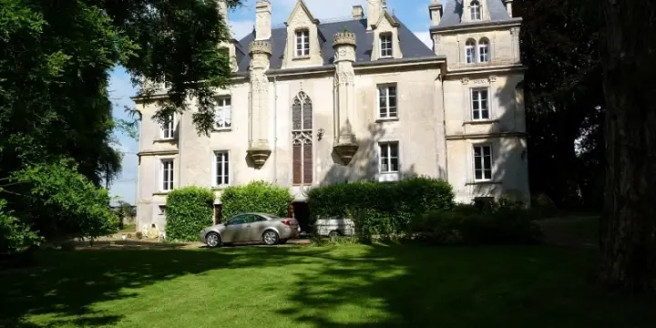 CHATEAU DE STYLE RENAISSANCE-GOTHIQUE DU XIXème
