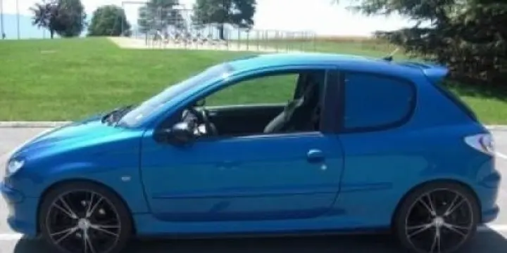 Peugeot 206 RC