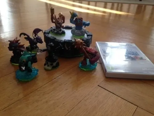 Jeu skylanders et figurines à Lausanne