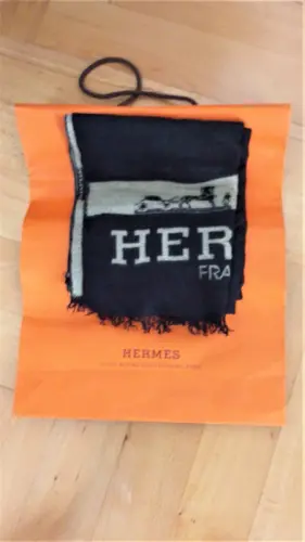 Hermes schal unisexe à Lausanne