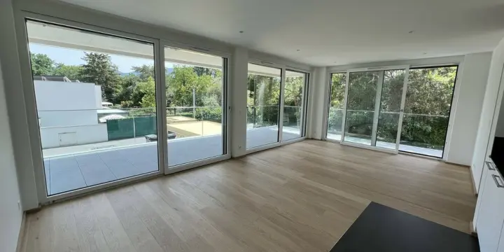 Très beau 4 pièces moderne avec terrasse à Cologny