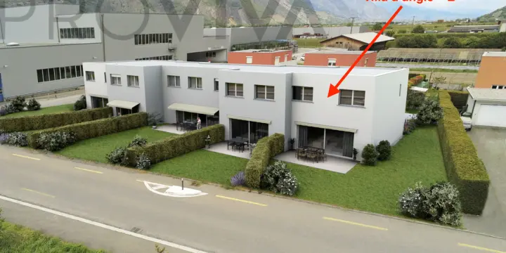 Exklusive Eckvilla im sonnigen Wallis - Komfort und Innovation