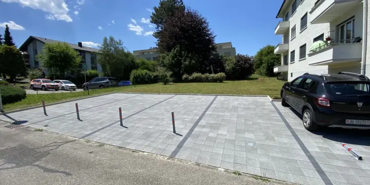 Places de parc à louer
