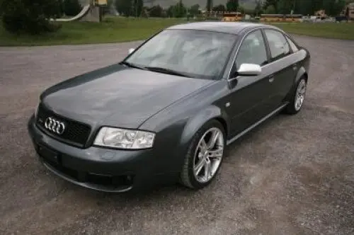 Audi rs6 quattro à Vétroz