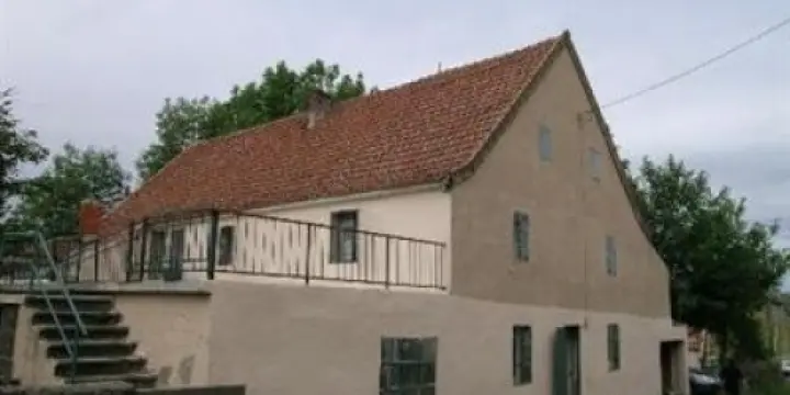   Maison de village  Au coeur du village