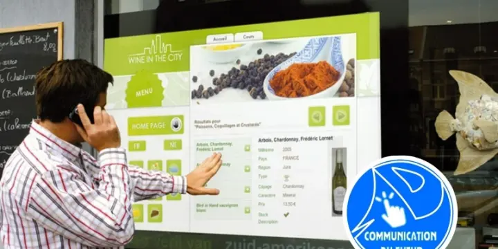 Nouveau Vitrine tactile pour une meilleure visibilité