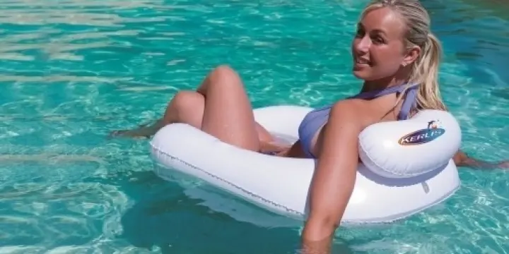 Sièges flottants pour piscine