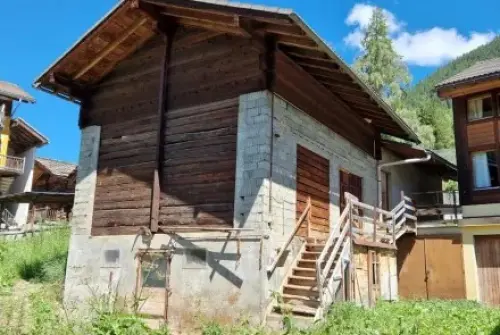 Charmante ferme traditonnelle à Evolène