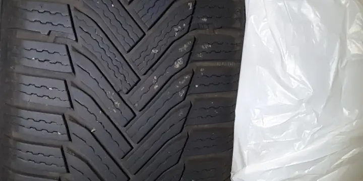 Je vends 4 roues complètes