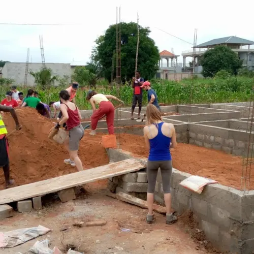 Stages et chantiers internationaux 2020-2021 en Afrique. à Tsevié