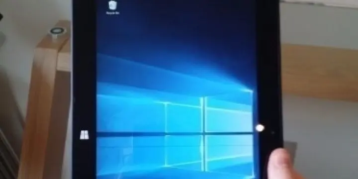 Surface Pro 2 with 2 original pens