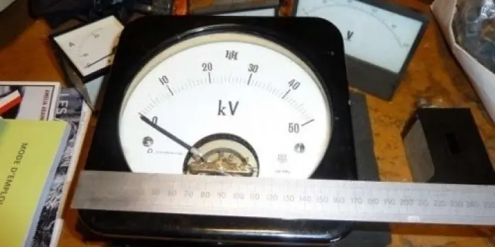 Matériel électronique  Instruments mesur