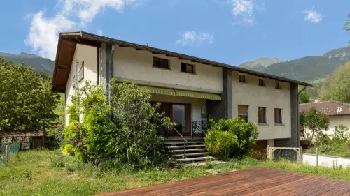 IMMEUBLE DE TROIS APPARTEMENTS A VEYRAS