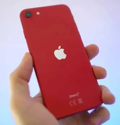iPhone SE à Onex