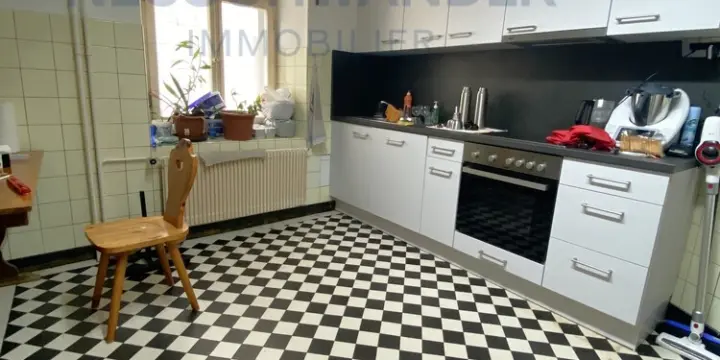 Lumineux et proche du centre du village