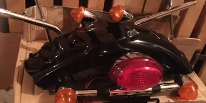 Lot de pièces d'origine triumph bonnevil