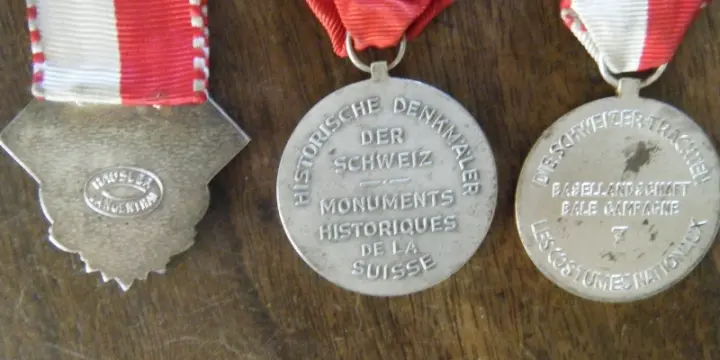 3 médailles anciennes de tir suisses