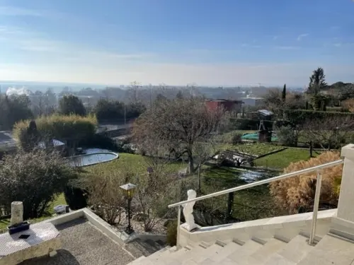 A louer - Maison individuelle - 150m2 - Vue imprenable à Renens VD