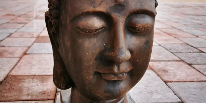 Tête de Bouddha en Pierre