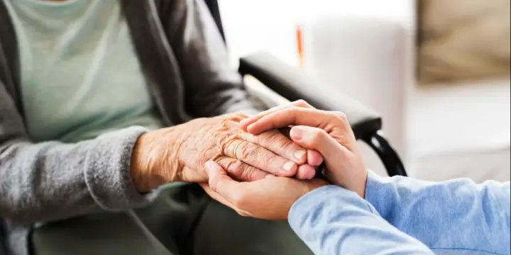 Accompagnant·e à domicile – Personnes âgés