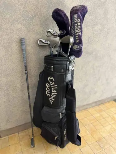 Golf set incl. balls à Geneva