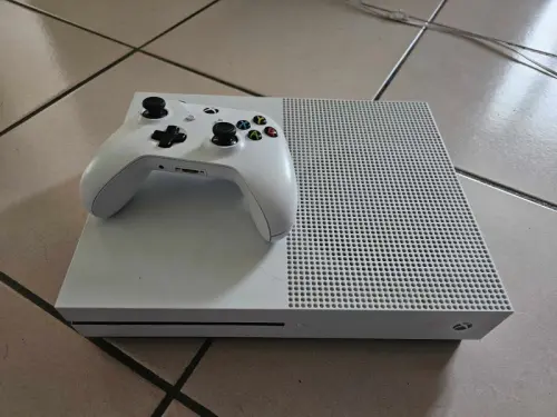 X box one s à Cortaillod