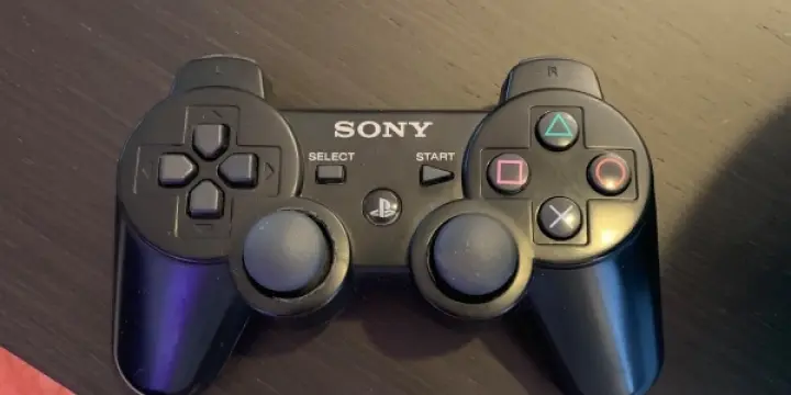 Console PS3 Slim 120 Go noire + Manette