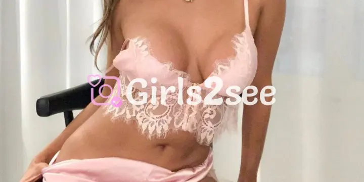 Tania - Hot natural Colombian Girl