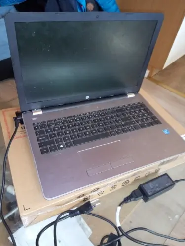 PC HP 4GB Ram 500GB à La Sagne ste-Croix