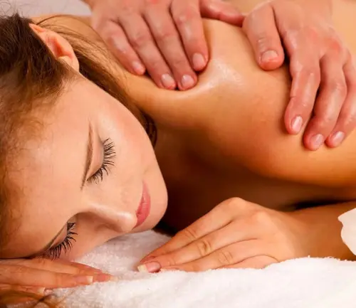 Soin visage complet et massage relaxant à Lausanne