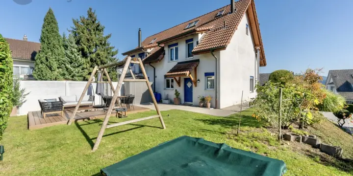Homeoffice mit Aussicht im beliebten Hölzli Quartier