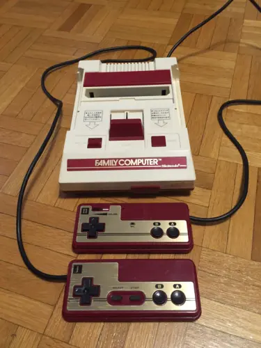 Famicom Modifiée à Genève