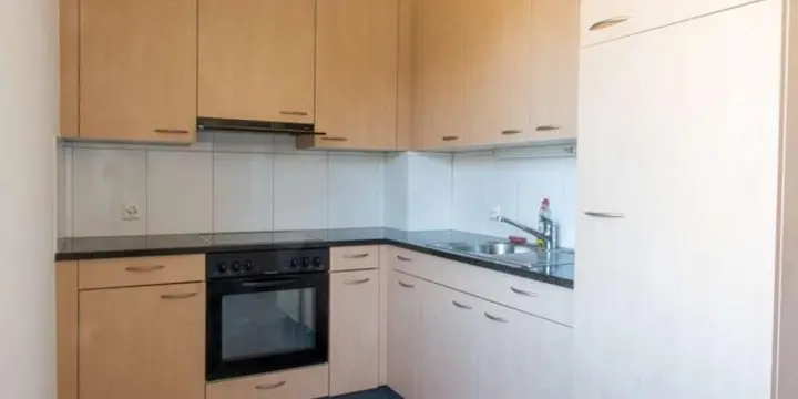 Charmant appartement  2.5 Pièces avec balcon
