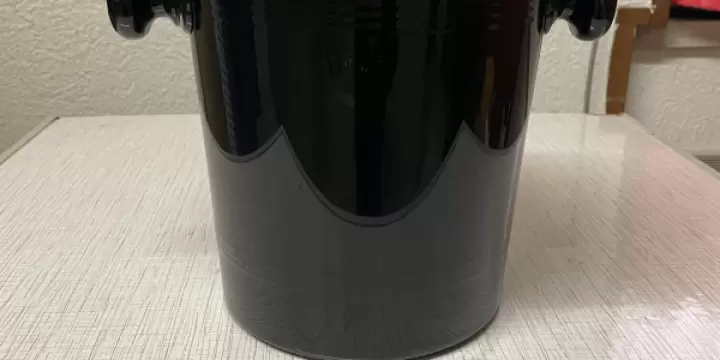 Seau à champagne noir en plastique