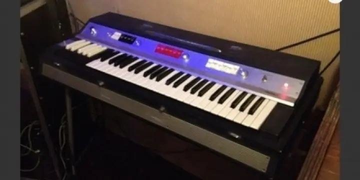 Orgue analogique Teisco Teischord G